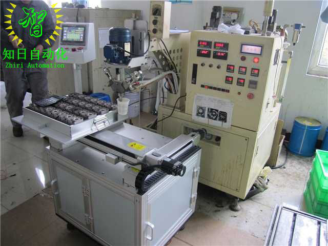 为什么越来越多的用户选择用自动点胶机？